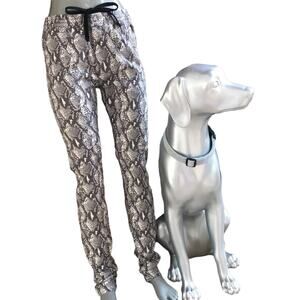 Urban Outfitters Gray Snakeskin Print Cotton Pull on Pants Women's Size Small